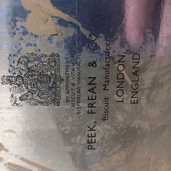 Vintage Peak Frean ,Red and Gold Decorative Tin With Boy And Rabbit . - Picture 6 of 9